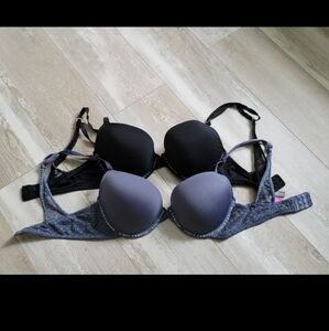 Women's Vince camuto pair of bras 34C